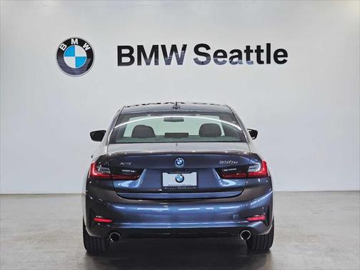 2022 BMW 330e Base