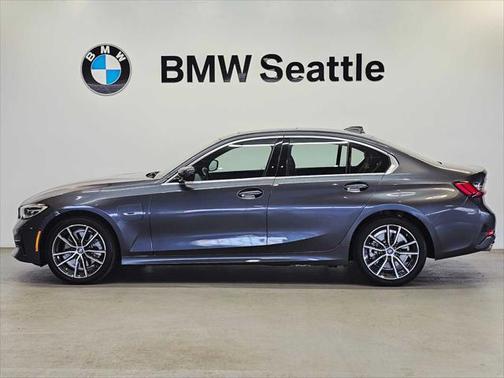 2022 BMW 330e Base