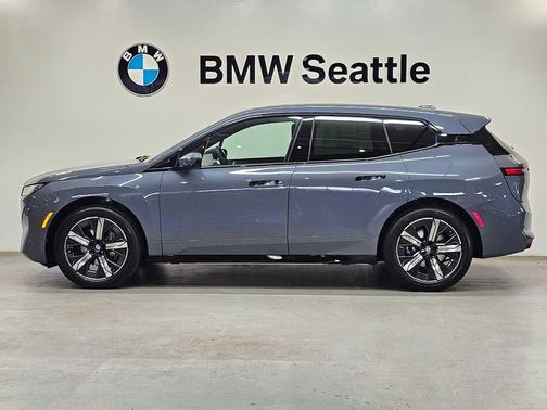 2026 BMW iX xDrive45