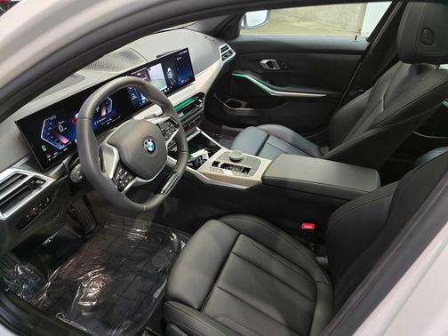 2025 BMW 330 xDrive