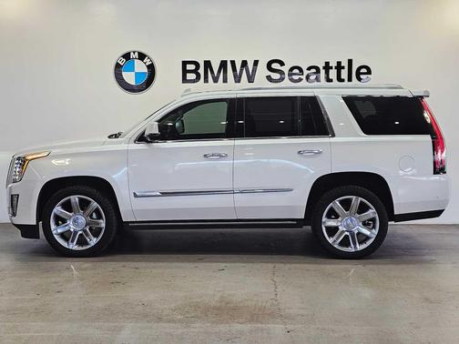 2017 Cadillac Escalade Premium Luxury