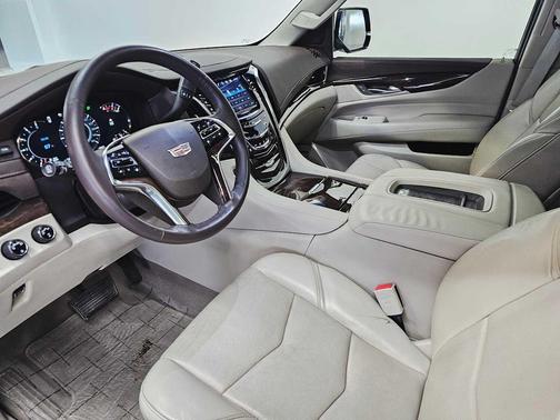 2017 Cadillac Escalade Premium Luxury