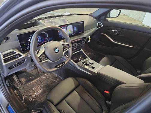 2025 BMW 330 xDrive
