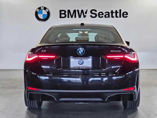 Black Sapphire Metallic 2023 BMW i4 Gran Coupe eDrive35