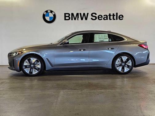 Skyscraper Grey Metallic 2026 BMW i4 Gran Coupe xDrive40