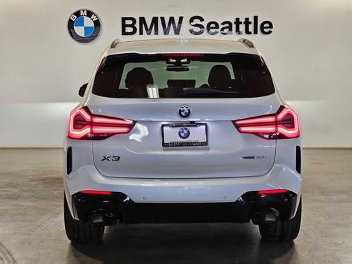 Mineral White Metallic 2023 BMW X3 xDrive30i