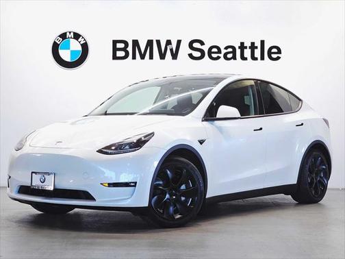 2022 Tesla Model Y Long Range Dual Motor All-Wheel Drive