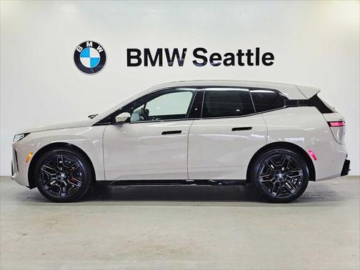 2026 BMW iX xDrive60