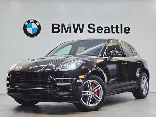 2016 Porsche Macan Turbo