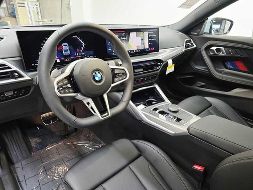 2026 BMW 230 i xDrive