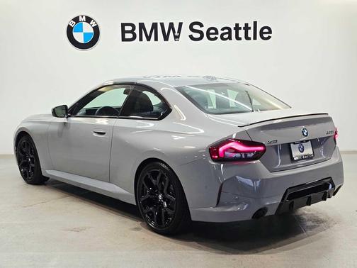 2026 BMW 230 i xDrive