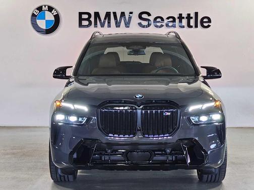 2026 BMW X7 M60i