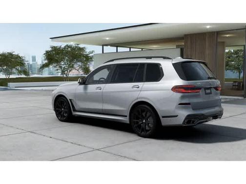 2026 BMW X7 M60i