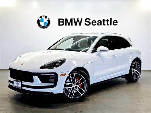 2024 Porsche Macan Base