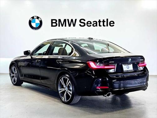 2024 BMW 330e Base
