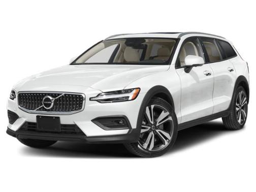 2023 Volvo V60 Cross Country B5 Plus