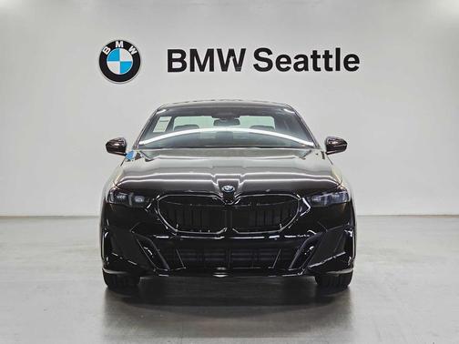 2026 BMW 550e 550e xDrive