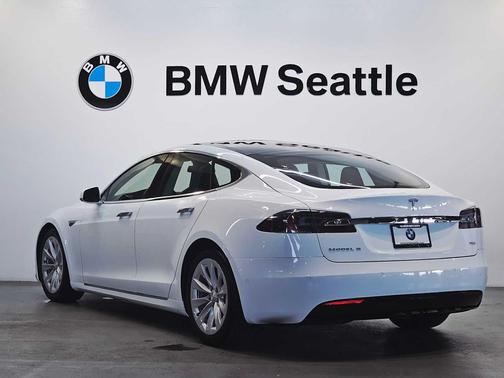 2016 Tesla Model S 75D