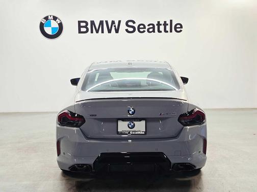 2026 BMW M240 i xDrive