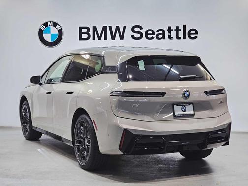 2026 BMW iX xDrive45