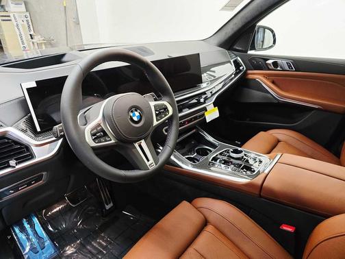 2026 BMW X7 M60i