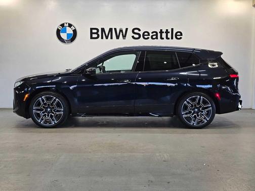 2026 BMW iX xDrive60
