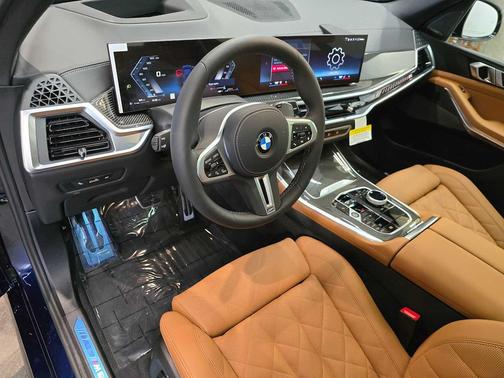 2026 BMW X5 M60i