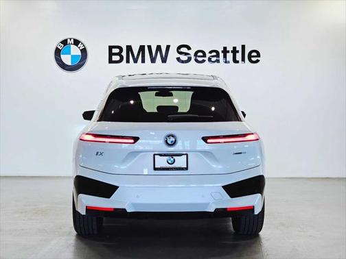 2024 BMW iX xDrive50