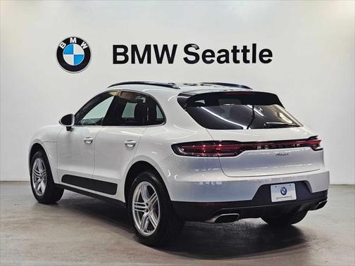 2021 Porsche Macan Base