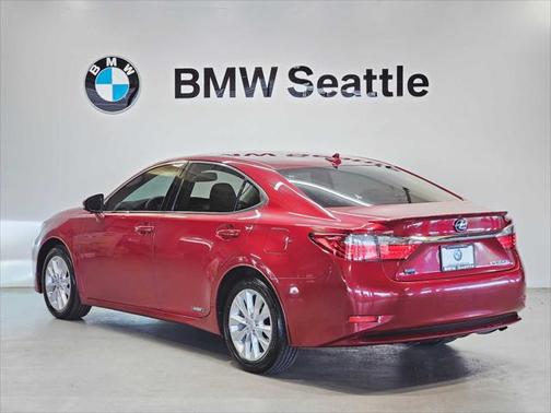 2013 Lexus ES 300h Base
