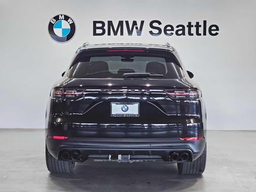 2023 Porsche Cayenne AWD