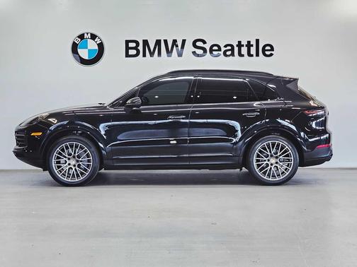 2023 Porsche Cayenne AWD