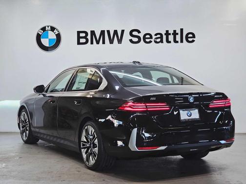 2026 BMW i5 xDrive40