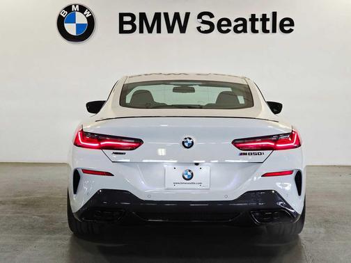 2026 BMW M850 xDrive