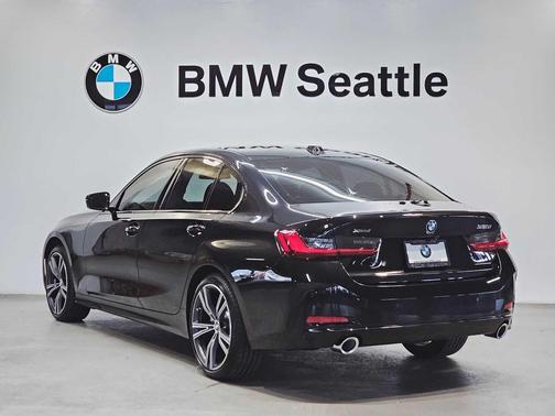 2023 BMW 330 xDrive