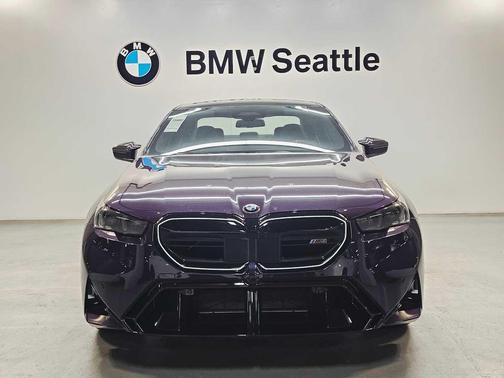 Special Order Color 2026 BMW M5 Base