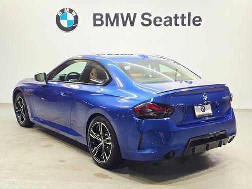 2026 BMW 230 i xDrive