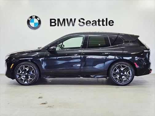 2025 BMW iX xDrive50