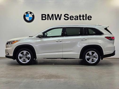 2016 Toyota Highlander Limited Platinum
