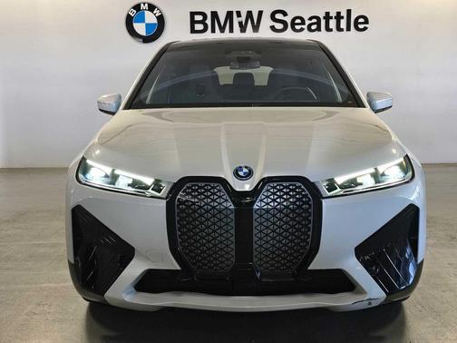 2024 BMW iX xDrive50