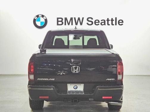 2017 Honda Ridgeline Black