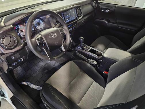 2021 Toyota Tacoma TRD Sport