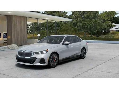 Brooklyn Grey Metallic 2027 BMW i5 xDrive40