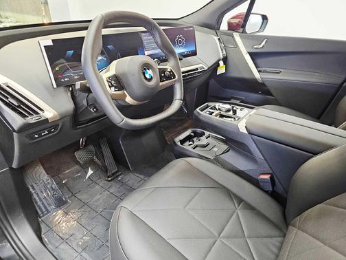 2026 BMW iX xDrive45