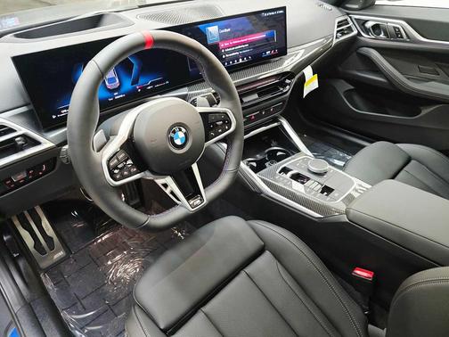 2026 BMW M440 i xDrive