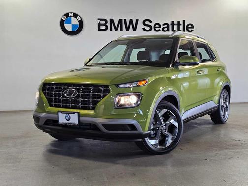 2024 Hyundai VENUE SEL