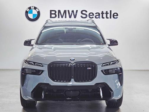2026 BMW X7 M60i
