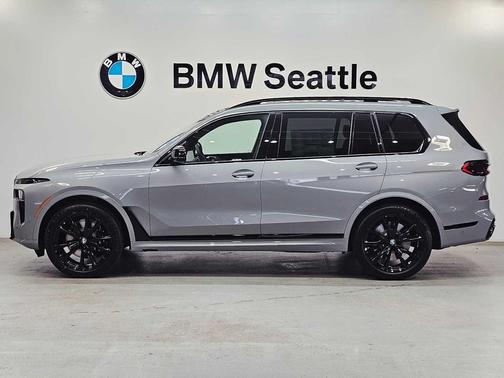 2026 BMW X7 M60i