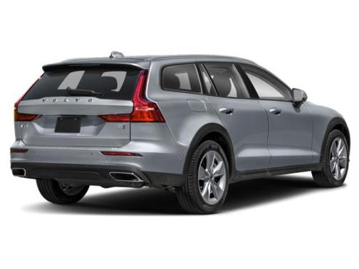 2022 Volvo V60 Cross Country T5