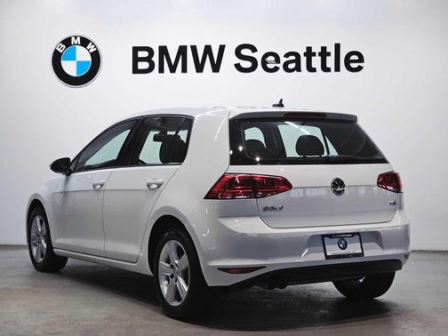 2017 Volkswagen Golf TSI Wolfsburg Edition 4-Door